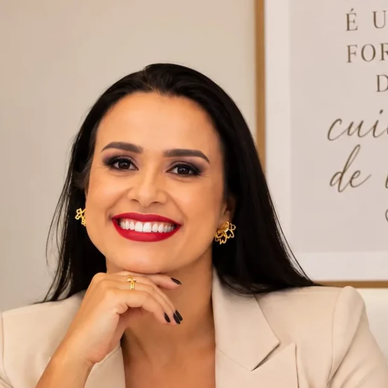Dra. Liliane Reis